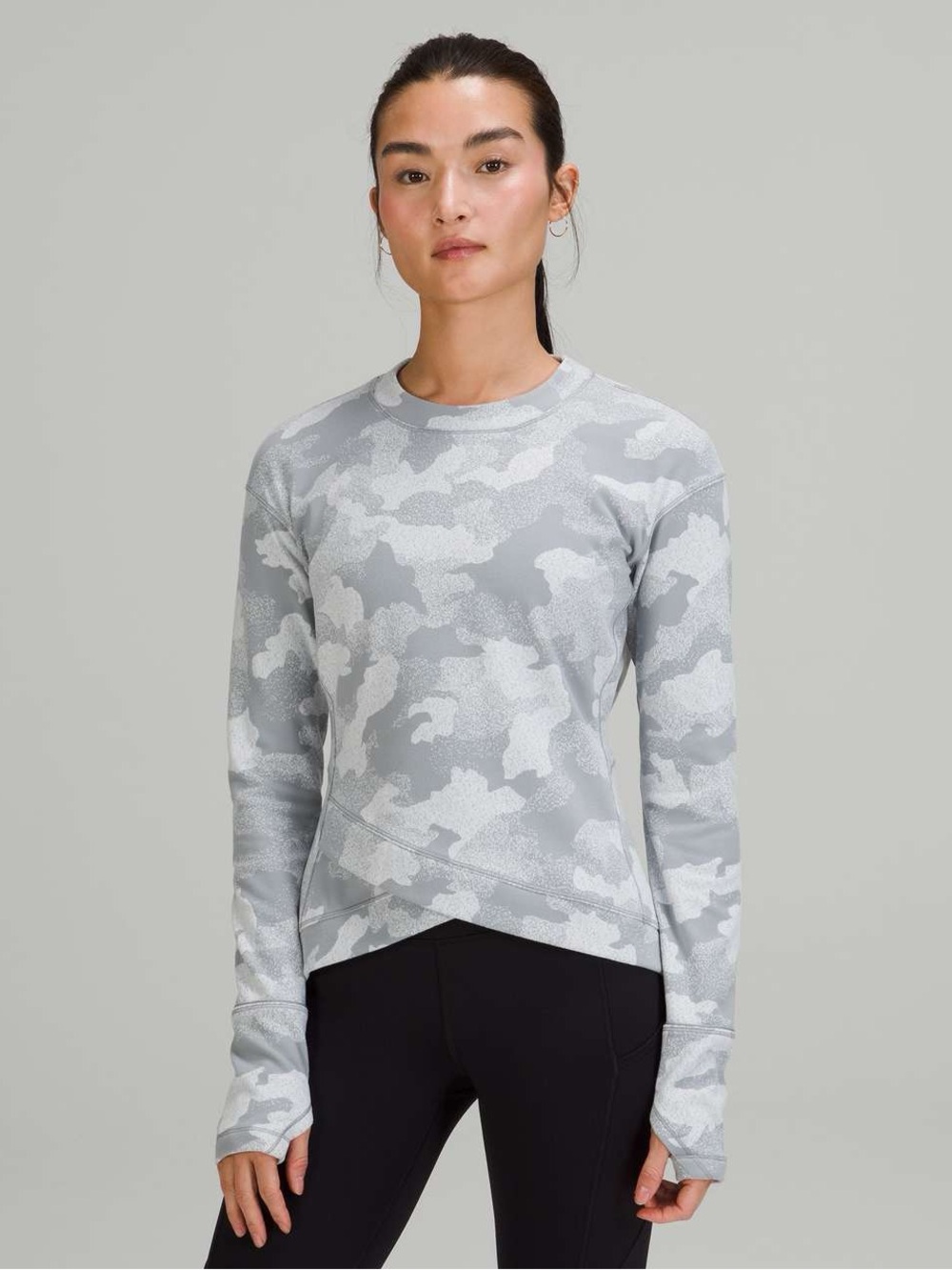 68. Lululemon Close to Crossing Long Sleeve Shirt *Rulu Sz 4 camo Jacquard